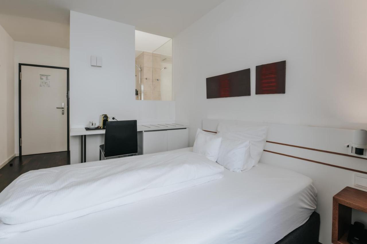 Design Hotel & Restaurant Loewen Ulm Exterior photo