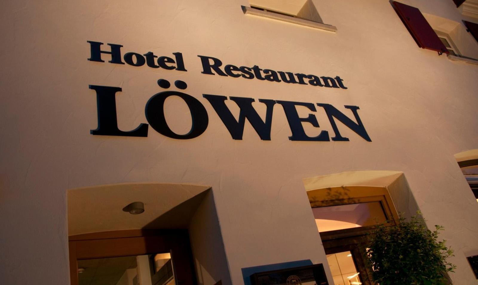 Design Hotel & Restaurant Loewen Ulm Exterior photo