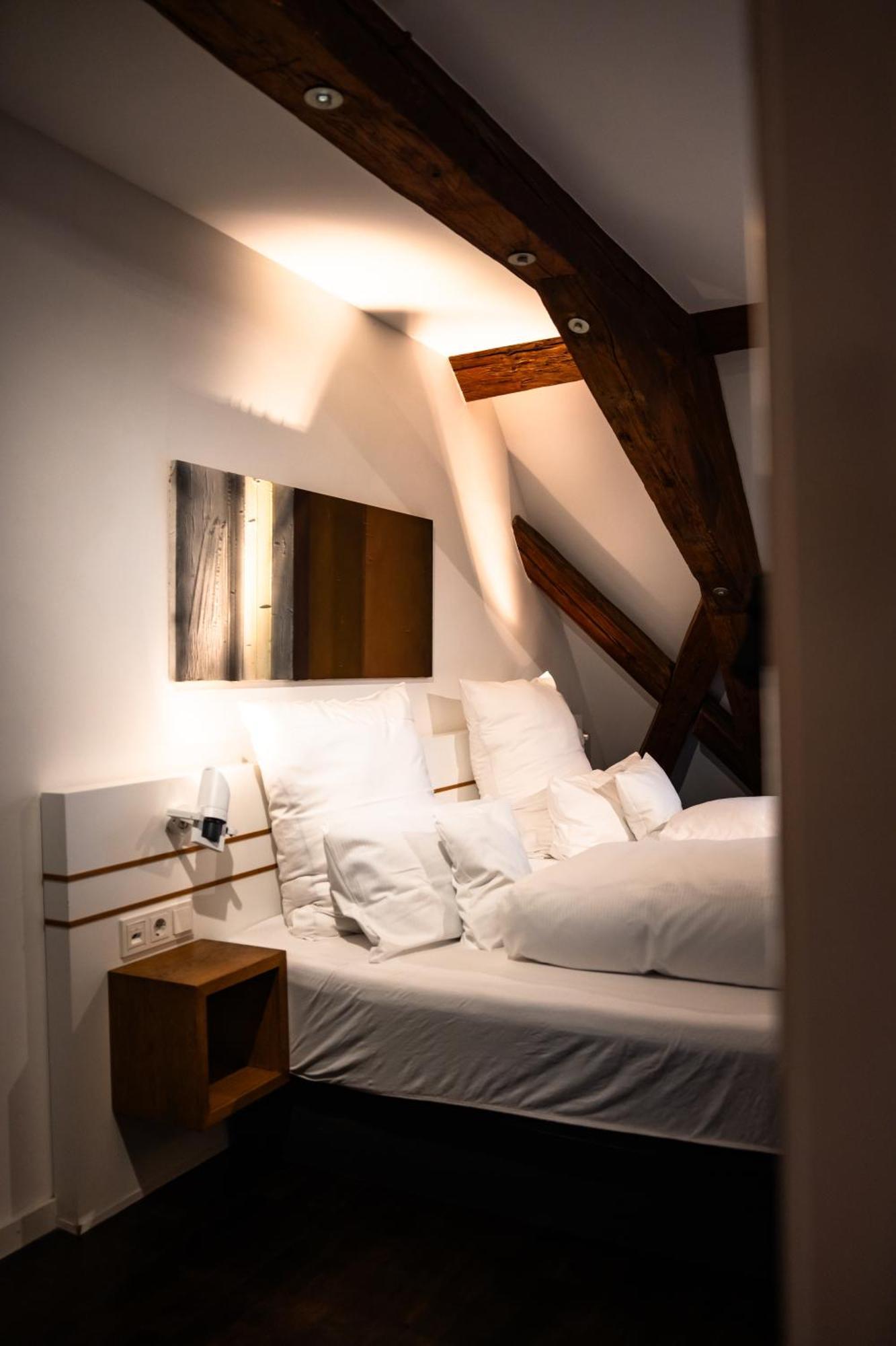 Design Hotel & Restaurant Loewen Ulm Exterior photo